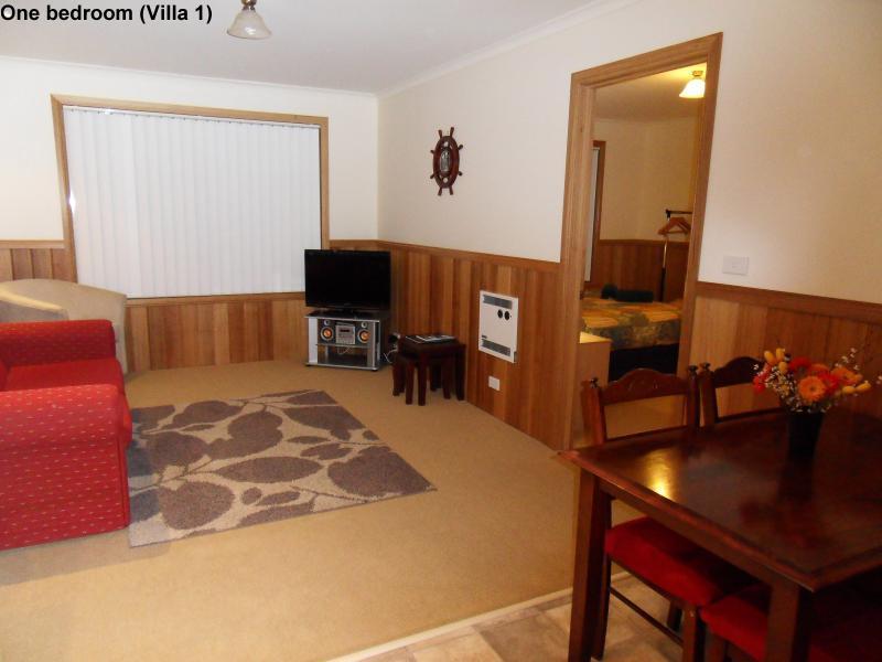 Driftwood Strahan Villas Bagian luar foto